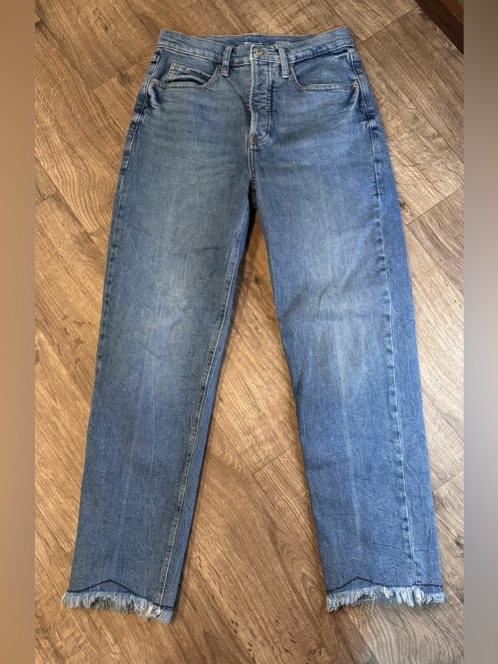 Old Navy Women’s Size 4 Sky-Hi Straight Leg Jeans
